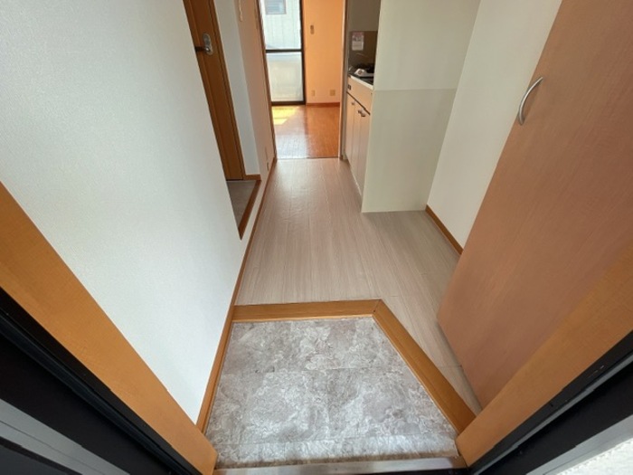5/23 玄関