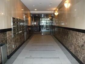 14/14 エントランス