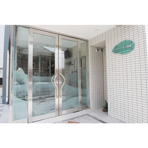 15/22 エントランス