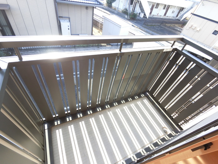 13/22 バルコニー