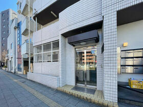 17/22 エントランス