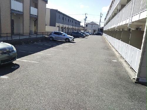 14/21 駐車場