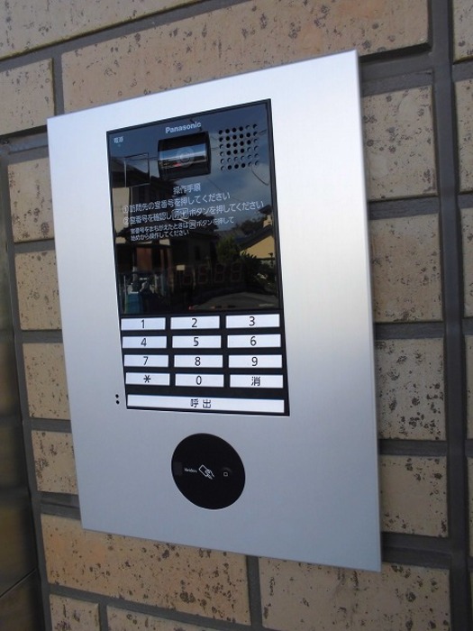 14/15 エントランス