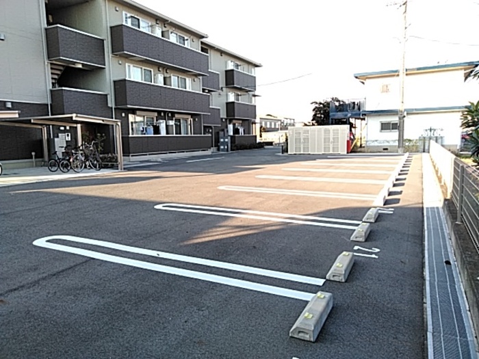 3/7 駐車場