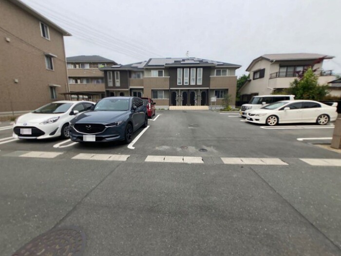 20/21 駐車場