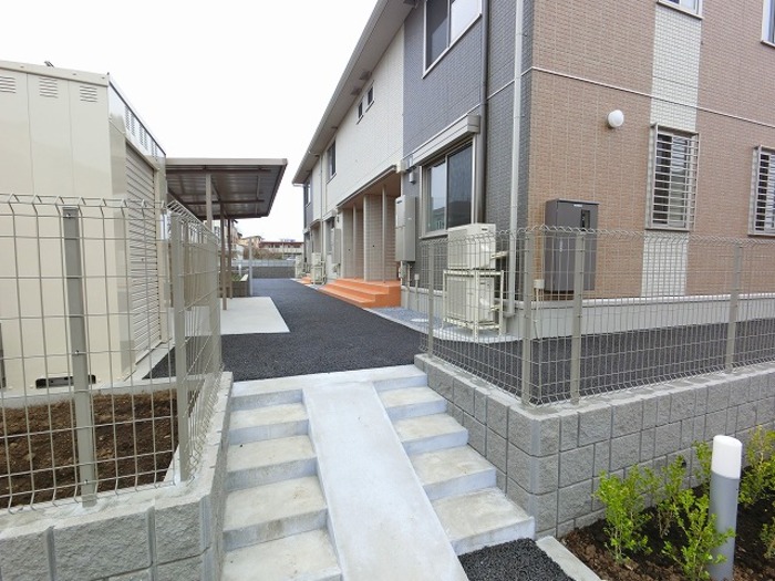 19/20 エントランス