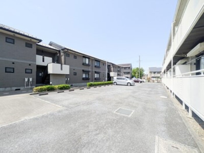 19/20 駐車場