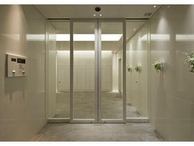 15/16 エントランス