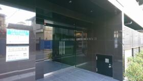 2/2 エントランス