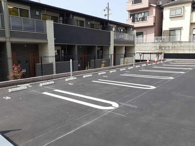 14/20 駐車場