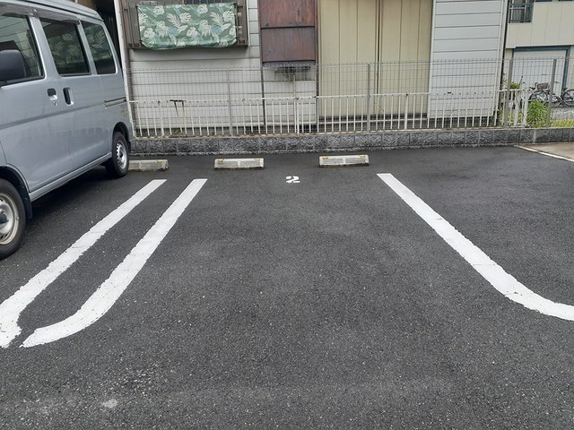 14/20 駐車場