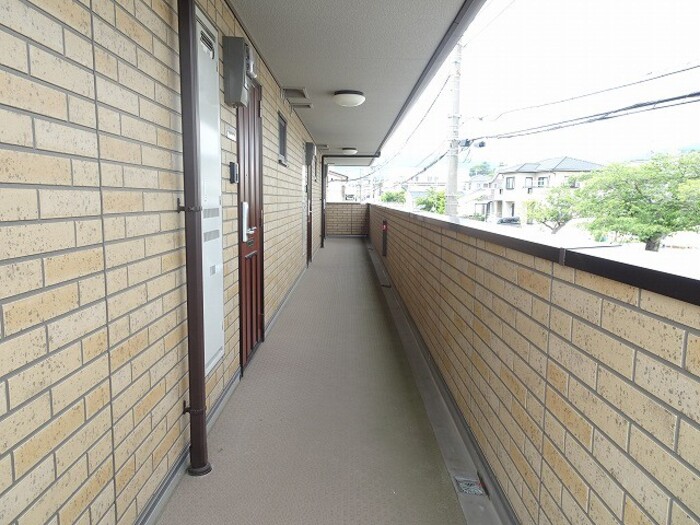 2/4 エントランス