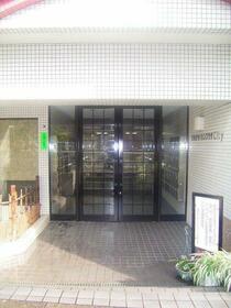 2/4 エントランス