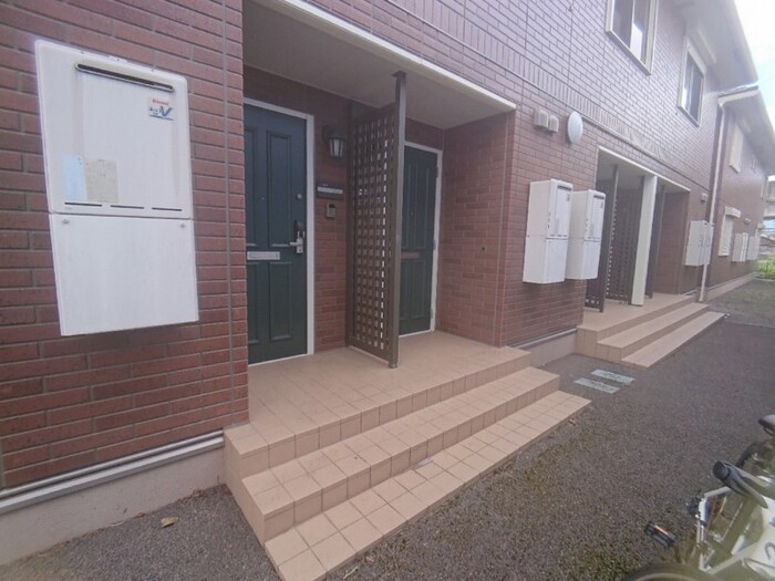 3/4 エントランス