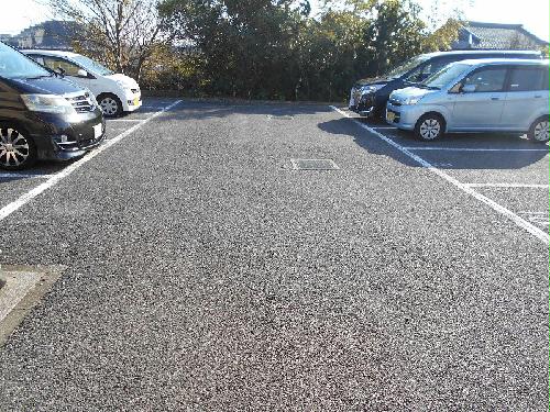 14/22 駐車場