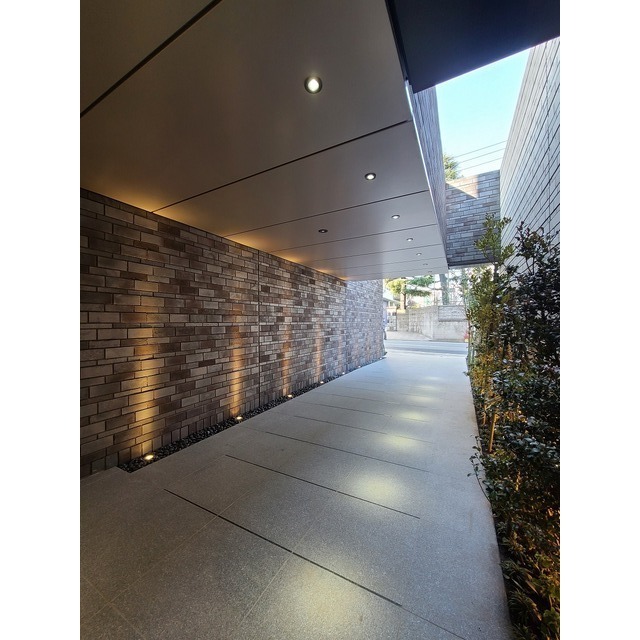 17/22 エントランス