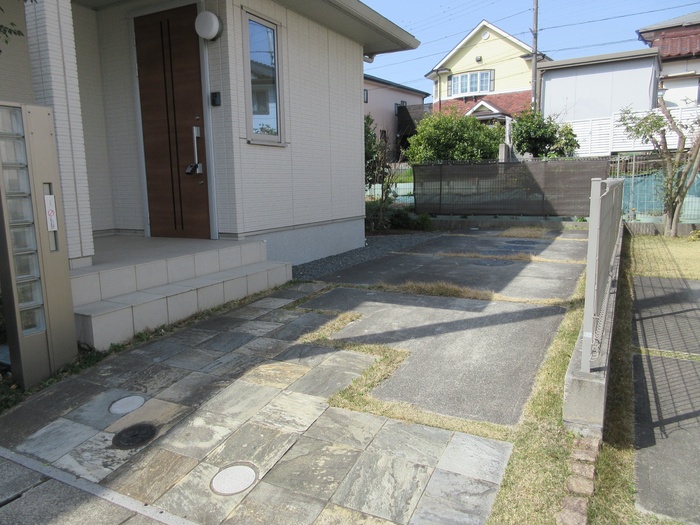 19/23 駐車場