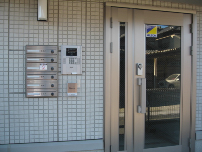 2/5 エントランス