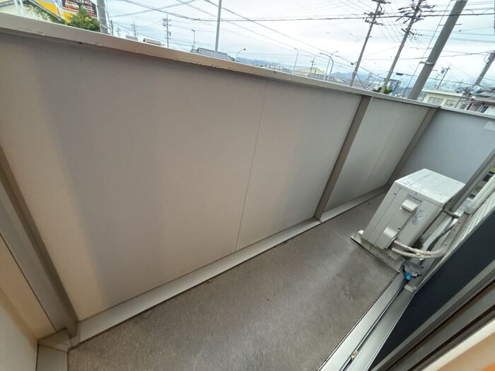 16/22 バルコニー