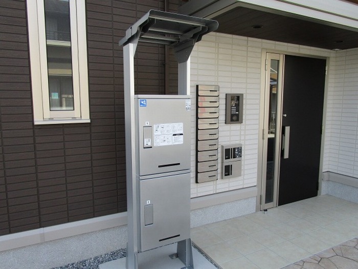 19/20 エントランス