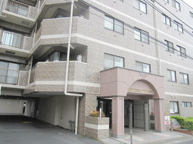 16/22 エントランス