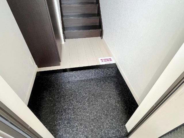 15/27 玄関