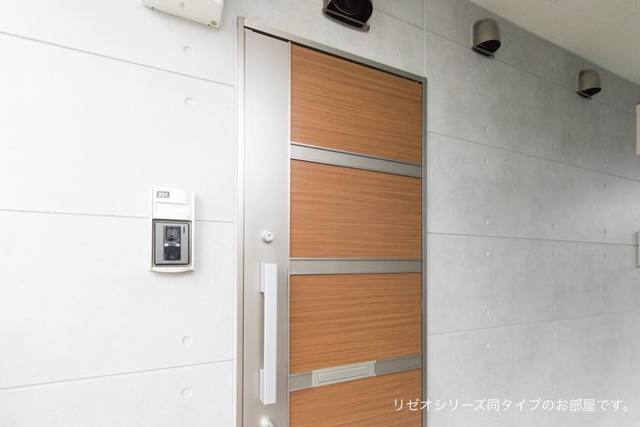 14/20 エントランス