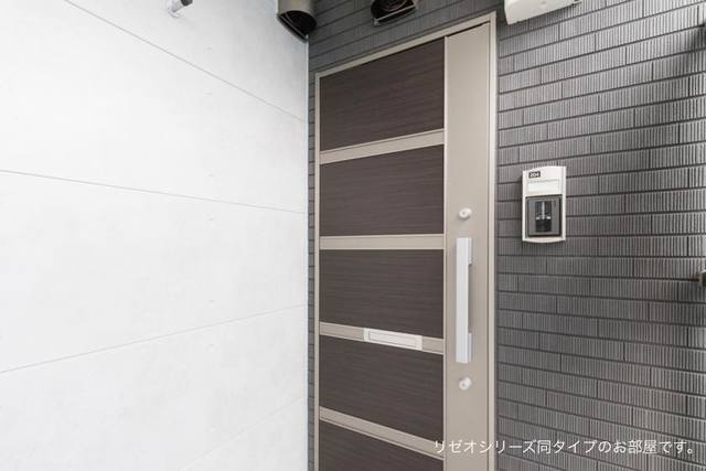 14/20 エントランス