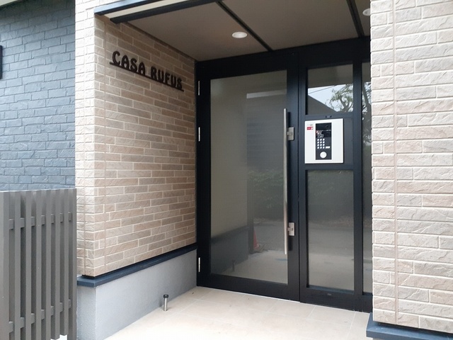 14/20 エントランス