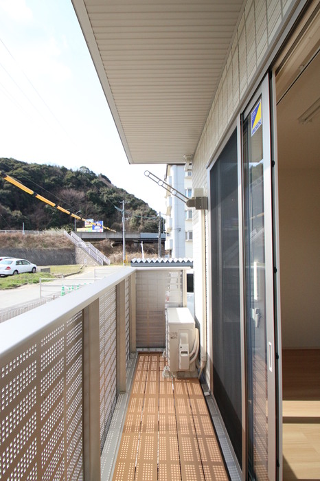 13/21 バルコニー