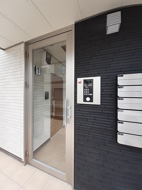 2/8 エントランス