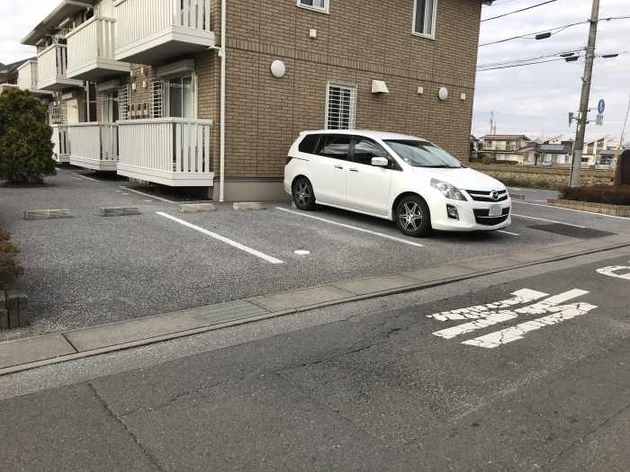 20/28 駐車場