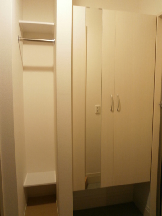 5/18 玄関