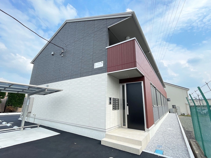 18/22 エントランス