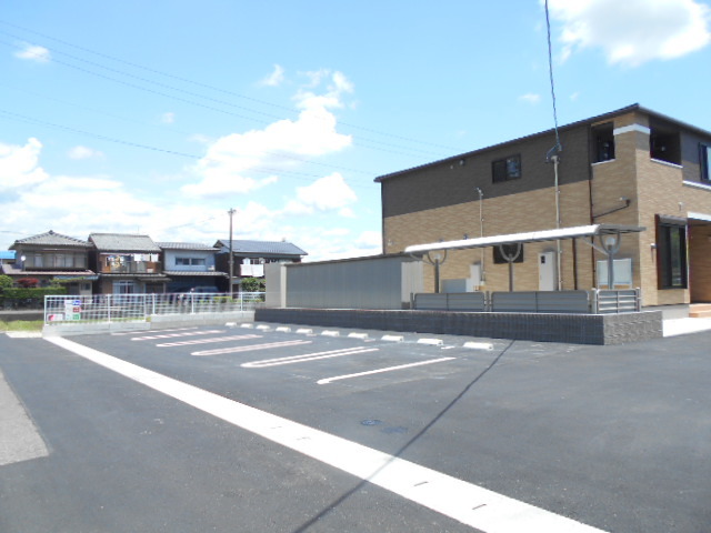 14/20 駐車場