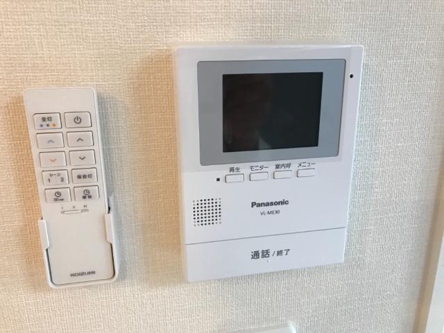 22/30 エントランス