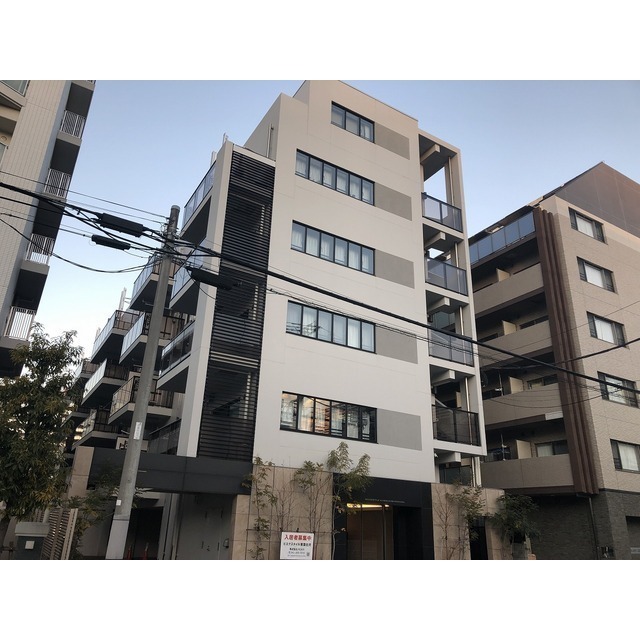 2/10 外観