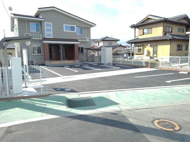 14/20 駐車場