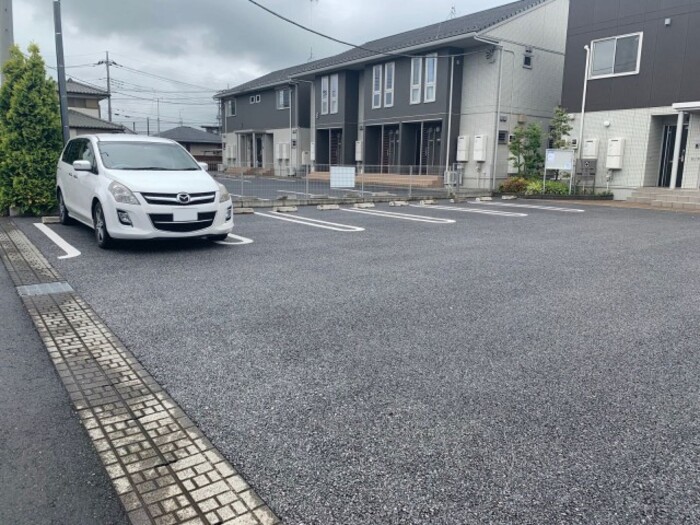 20/26 駐車場