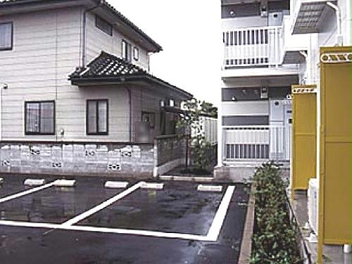 14/20 駐車場