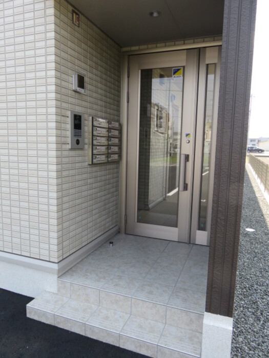 2/5 エントランス