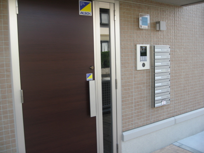 14/21 エントランス