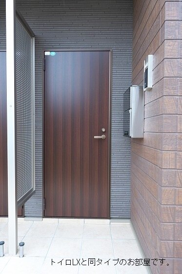 14/20 エントランス