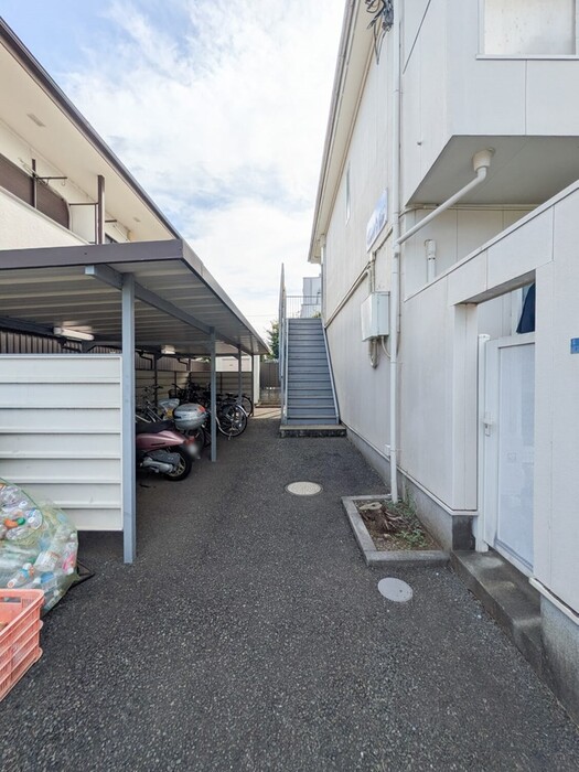 20/20 エントランス