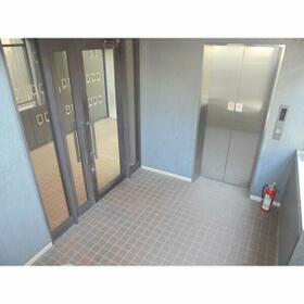 15/16 エントランス