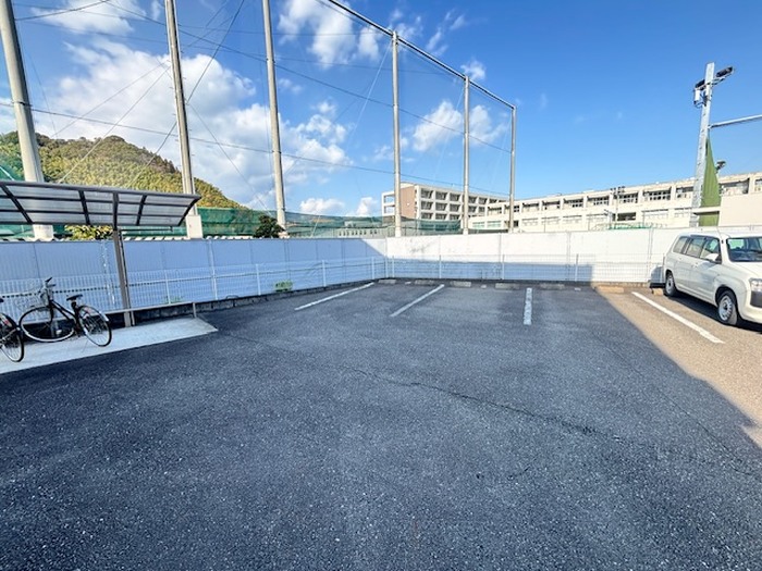 20/21 駐車場