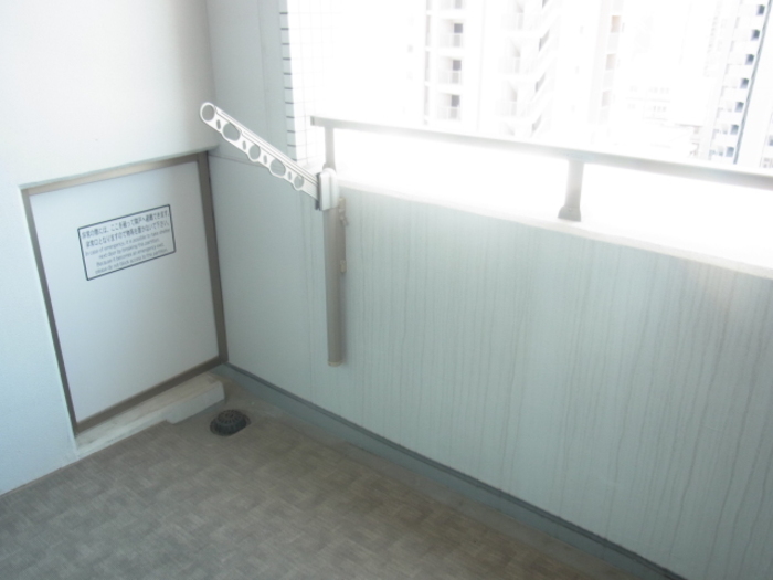 17/20 バルコニー