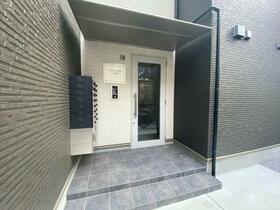 16/24 エントランス