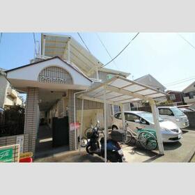 15/16 エントランス