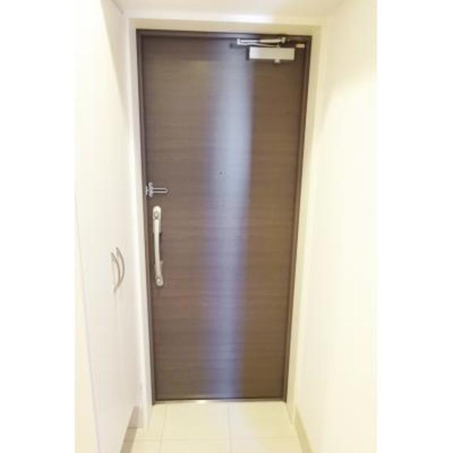 13/23 エントランス